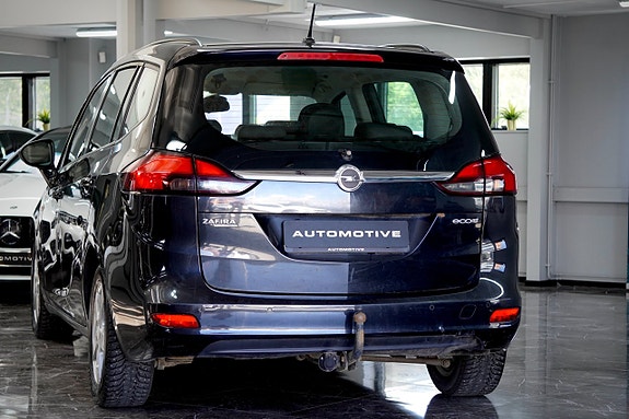 Opel Zafira Tourer 4 of 5