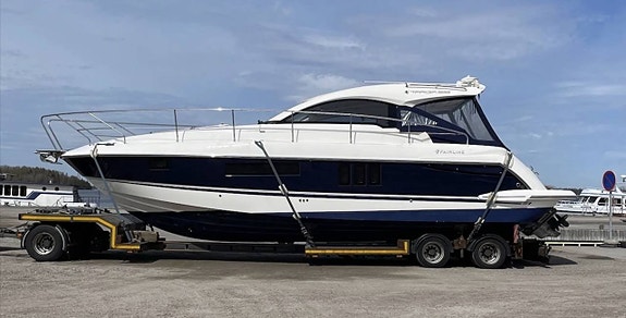 Fairline Targa 38 GT/2 x Volvo Penta 300hk/2013 /Superfin!