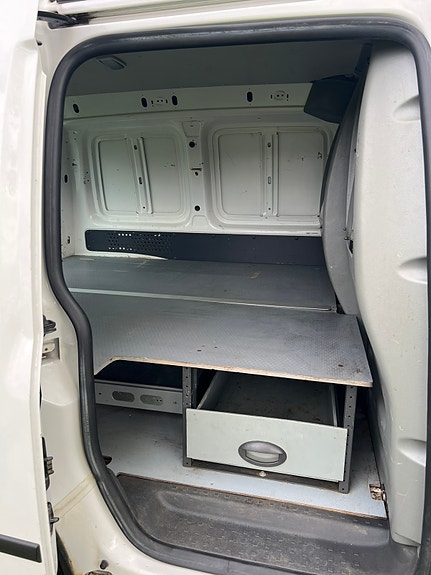 Volkswagen Caddy 4 of 5