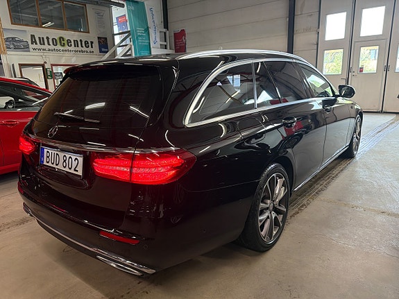 Mercedes-Benz E220 7 of 10
