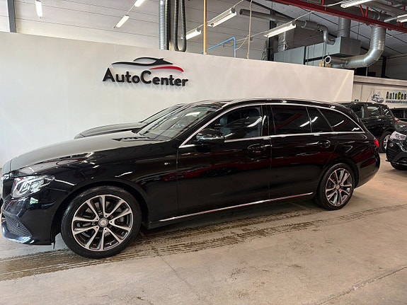 Mercedes-Benz E220 4 of 10
