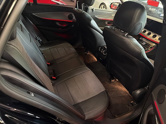 Mercedes-Benz E220 9 of 10