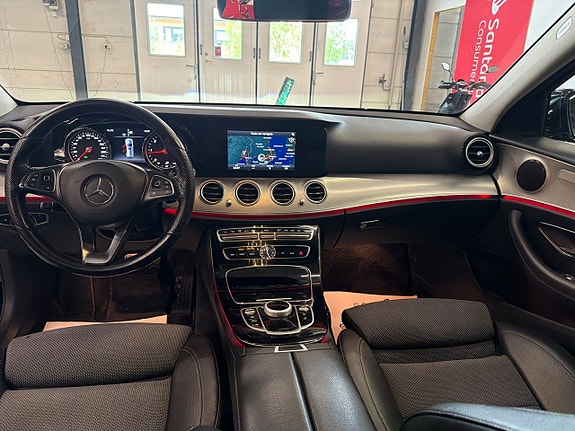 Mercedes-Benz E220 10 of 10