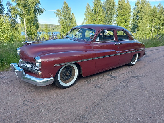 Mercury Sport 3 of 8