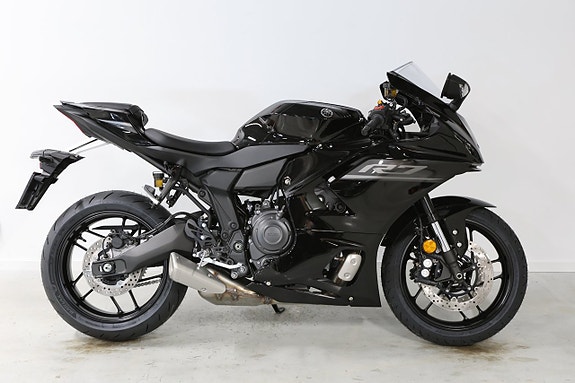 Yamaha YZF-R7 2 of 8