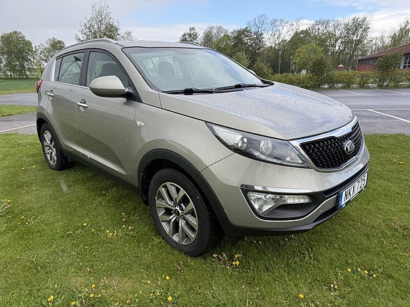 Kia Sportage 2 of 5