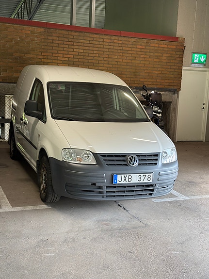 Volkswagen Caddy 2 of 5