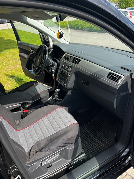 Volkswagen Caddy 5 of 5