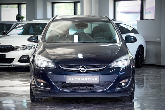 Opel Astra 2 of 5