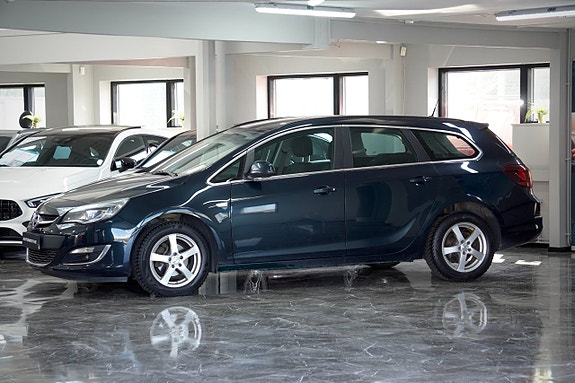 Opel Astra 4 of 5