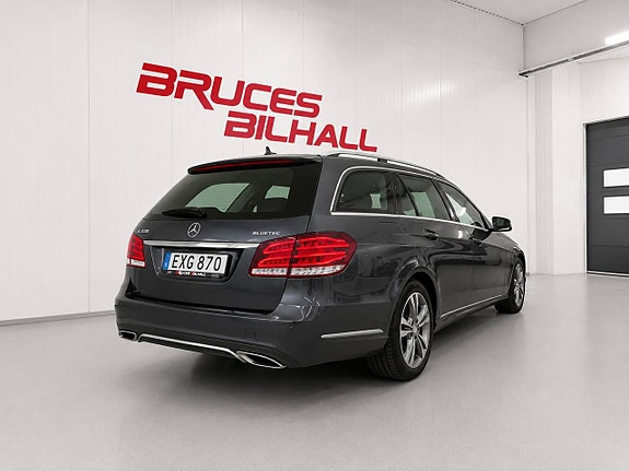 Mercedes-Benz E220 5 of 11