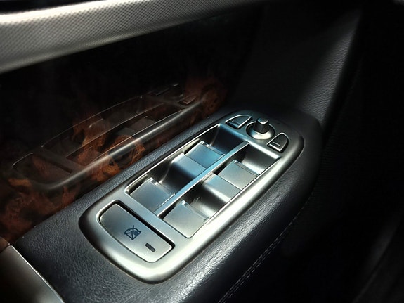 Jaguar XF 15 of 30