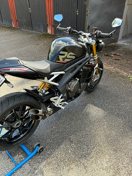 Triumph SPEED  Triple 1200 RS 2 of 5