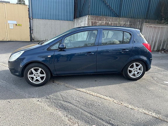 Opel Corsa 9 of 15