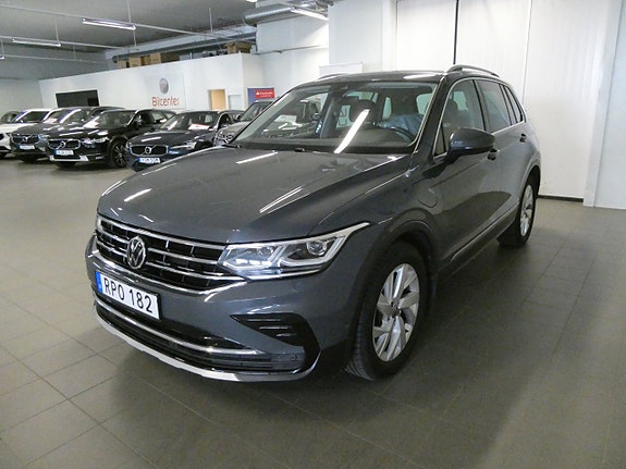 Volkswagen Tiguan 7 of 21