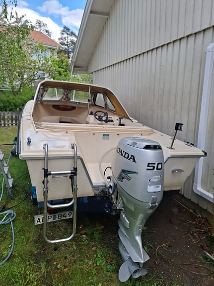 Uttern 510 ht, Honda 50hk (2007) 2 of 5