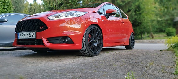Ford Fiesta 5 of 7