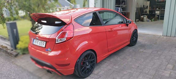 Ford Fiesta 4 of 7