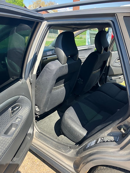 Volvo V40 5 of 5
