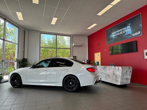 BMW 320d 5 of 5