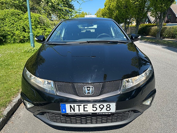 Honda Civic 8 of 21