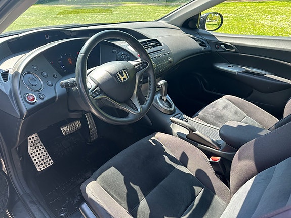 Honda Civic 10 of 21