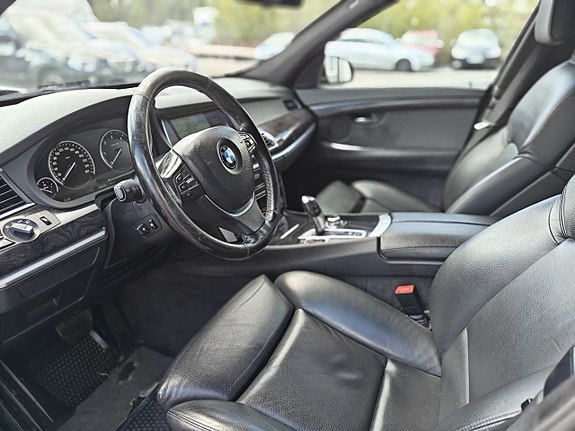 BMW 530xd 8 of 12