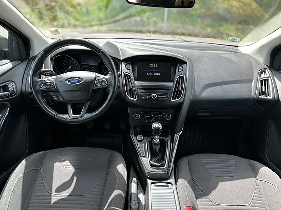Ford Focus 5 of 5