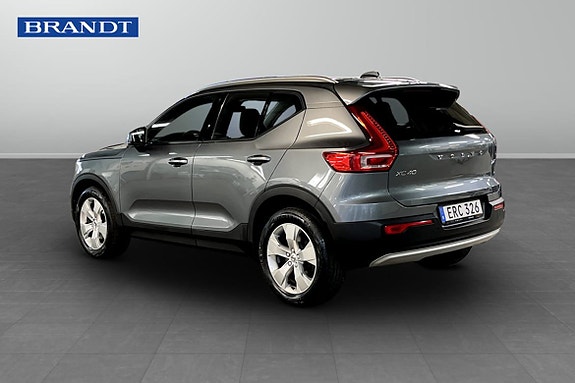 Volvo XC40 4 of 12