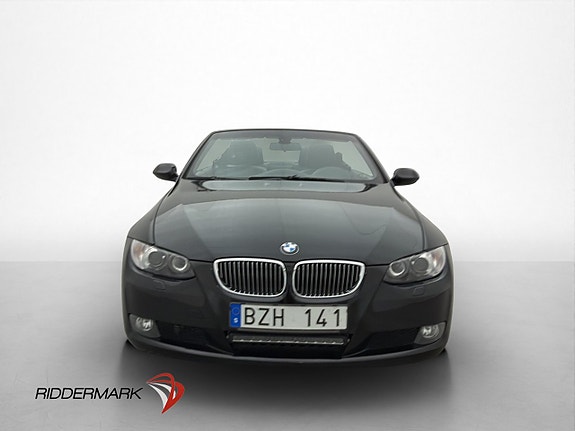 BMW 325i 3 of 5