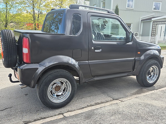 Suzuki Jimny 4 of 6