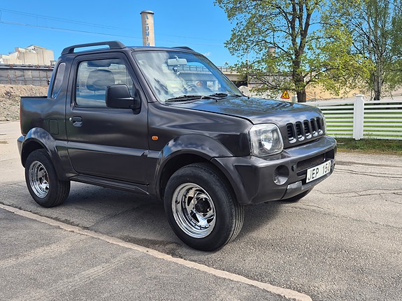 Suzuki Jimny 6 of 6