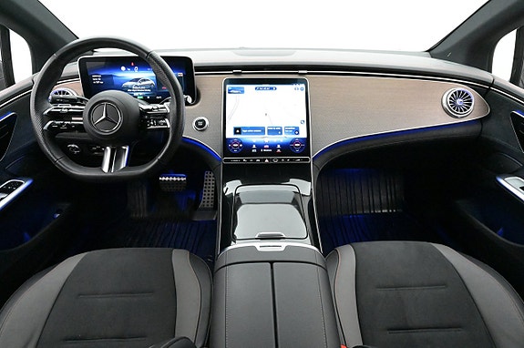 Mercedes-Benz EQE350 6 of 27
