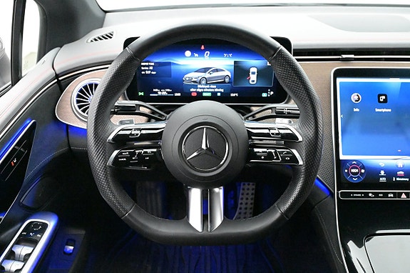 Mercedes-Benz EQE350 7 of 27