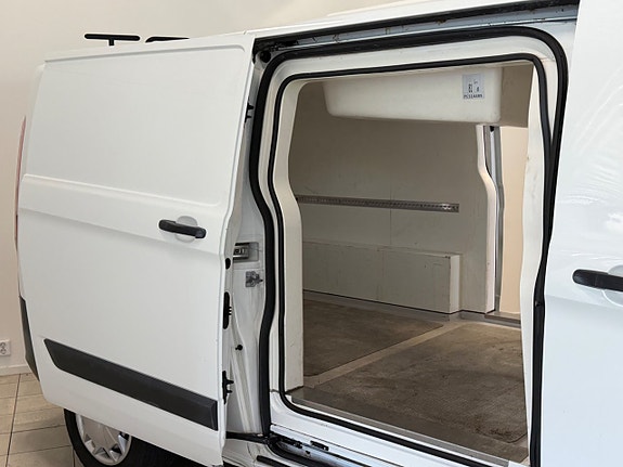 Ford Transit Custom 4 of 5