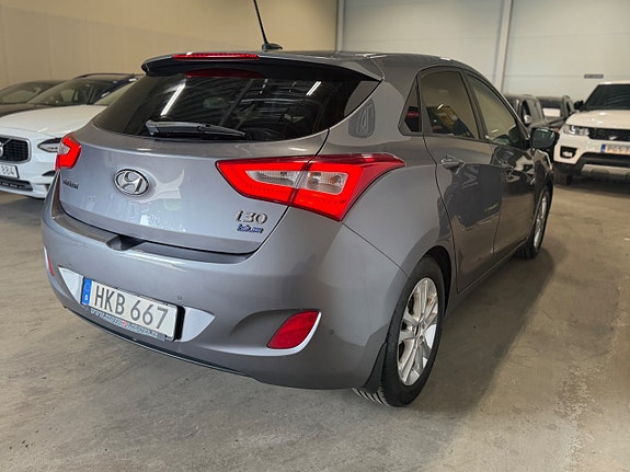 Hyundai i30 5 of 5