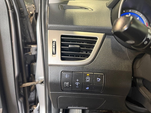 Hyundai i30 14 of 16