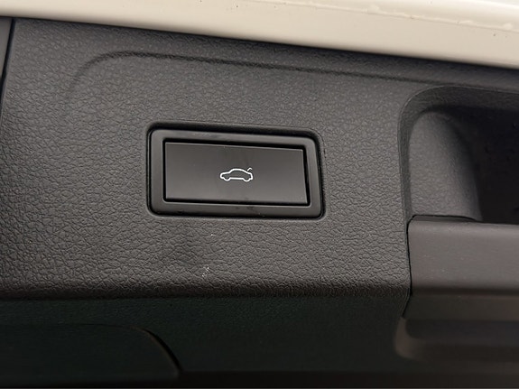 Volkswagen Passat 29 of 30