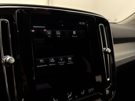 Volvo XC40 18 of 30