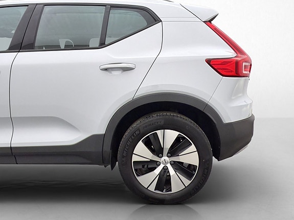 Volvo XC40 29 of 30