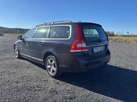 Volvo V70 13 of 14