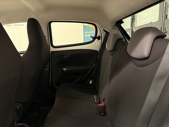 Peugeot 108 13 of 29