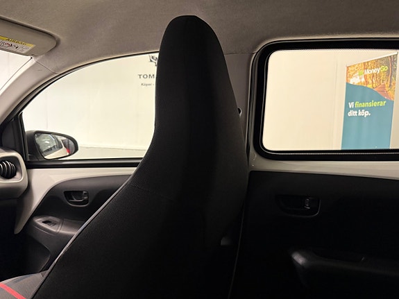 Peugeot 108 28 of 29