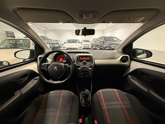 Peugeot 108 15 of 29