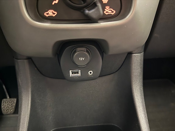Peugeot 108 26 of 29