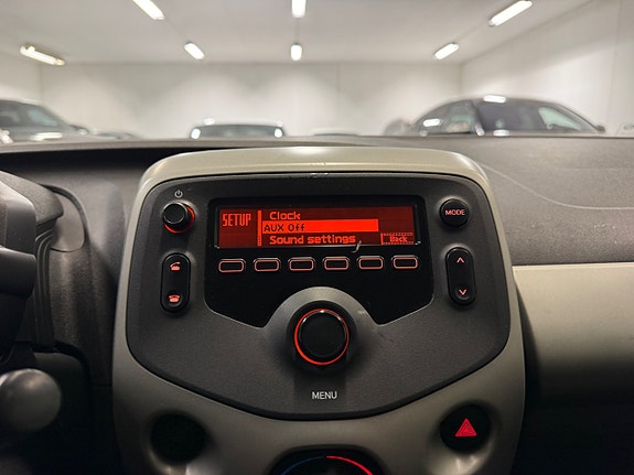 Peugeot 108 24 of 29