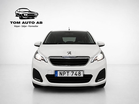 Peugeot 108 2 of 5