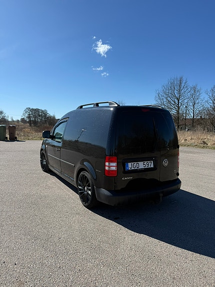 Volkswagen Caddy 2 of 5