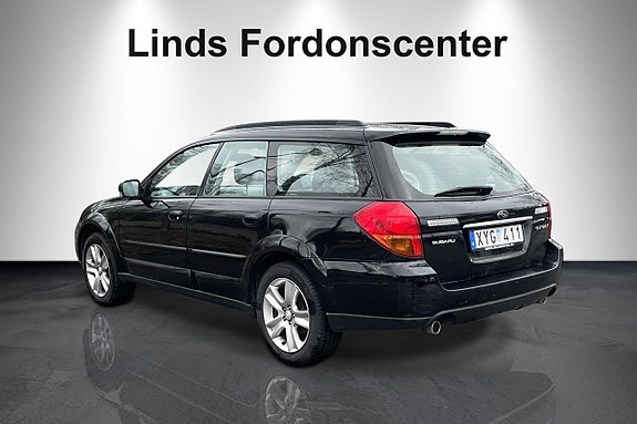 Subaru Outback 4 of 6