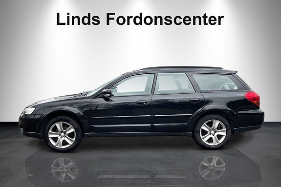 Subaru Outback 2 of 6